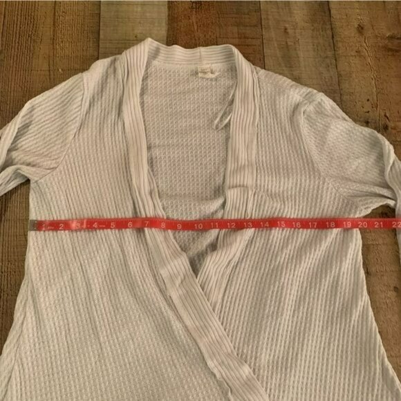 Lazy Sundays womens size L white waffle knit asymmetrical open front cardigan - Picture 5 of 11